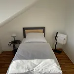 Komfortables Apartment, Ihr Zuhause Auf Zeit Mit 3 Schlafzimmern, 2 Balkonen, Netflix & 24h Check-in Apartamento