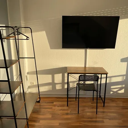 Komfortables Apartment, Ihr Zuhause Auf Zeit Mit 3 Schlafzimmern, 2 Balkonen, Netflix & 24h Check-in Apartamento *