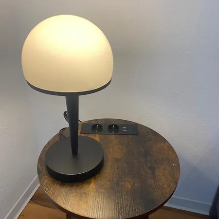 Апартаменты Komfortables Apartment, Ihr Zuhause Auf Zeit Mit 3 Schlafzimmern, 2 Balkonen, Netflix & 24h Check-in